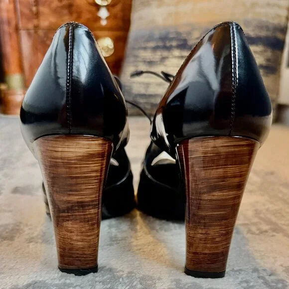 Stuart Weitzman Black Patent Leather T Strap Oxford Wood Heels - Picture 2 of 14